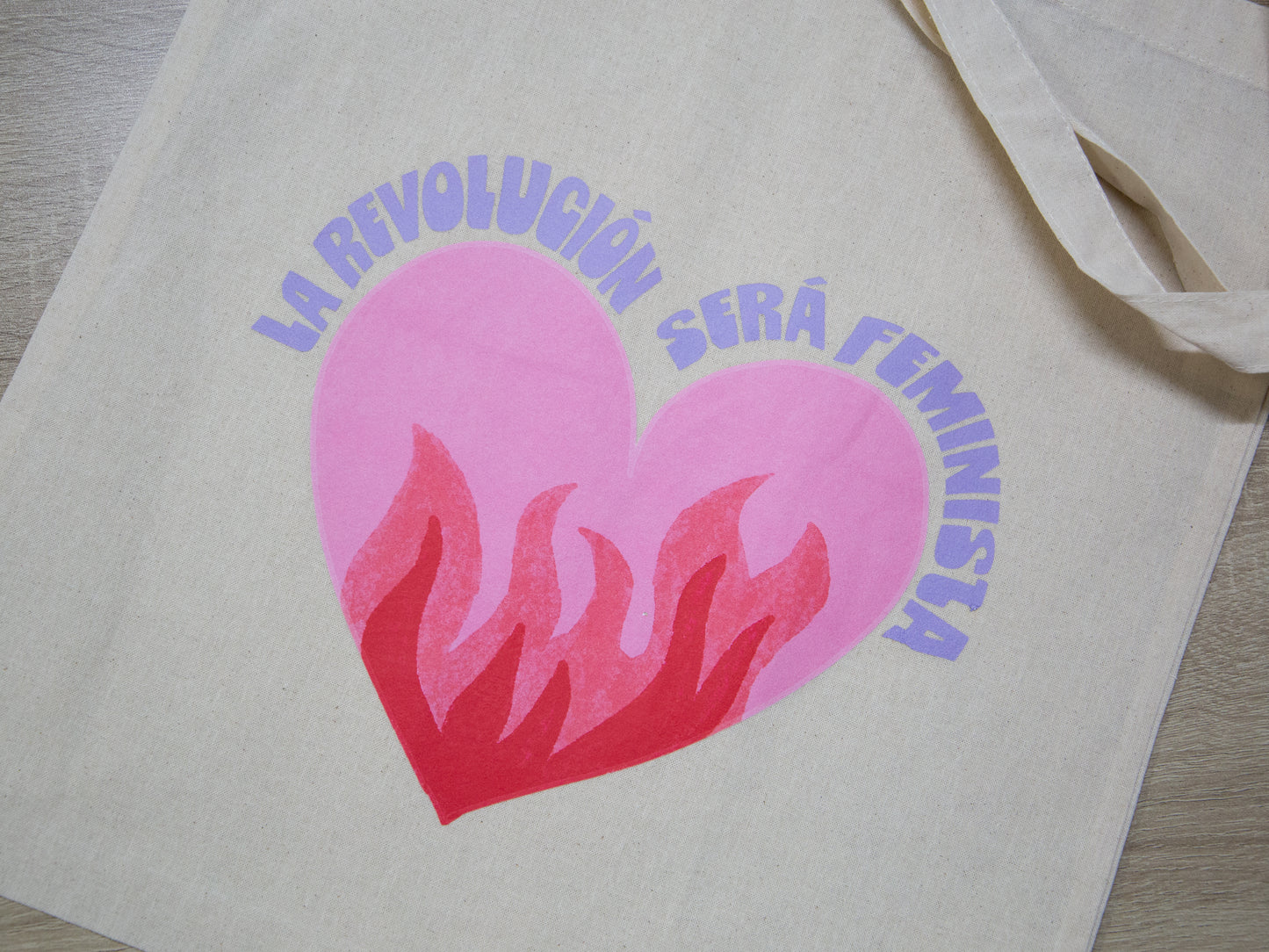 Bolsa Corazon dia de la mujer 8M